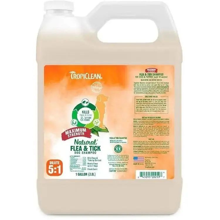 Шампунь Гвоздика і Лемонграс Tropiclean Maximum Strength від бліх і кліщів для собак і цуценят від 12 тижнів, концентрат 1:5, 3,8 л (320321)