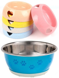 Миски для годування котів і собак