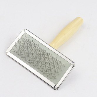 Пуходерка дер. без напилення середня"Пухнастики" 9*12,5см