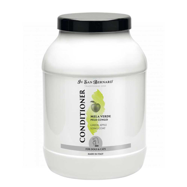Кондиціонер Зелене Яблуко Iv San Bernard Traditional Line Green Apple для довгошерстих собак і котів, 3 л Кондиціонер Зелене Яблуко Iv San Bernard Traditional Line Green Apple для довгошерстих собак і котів, 3 л